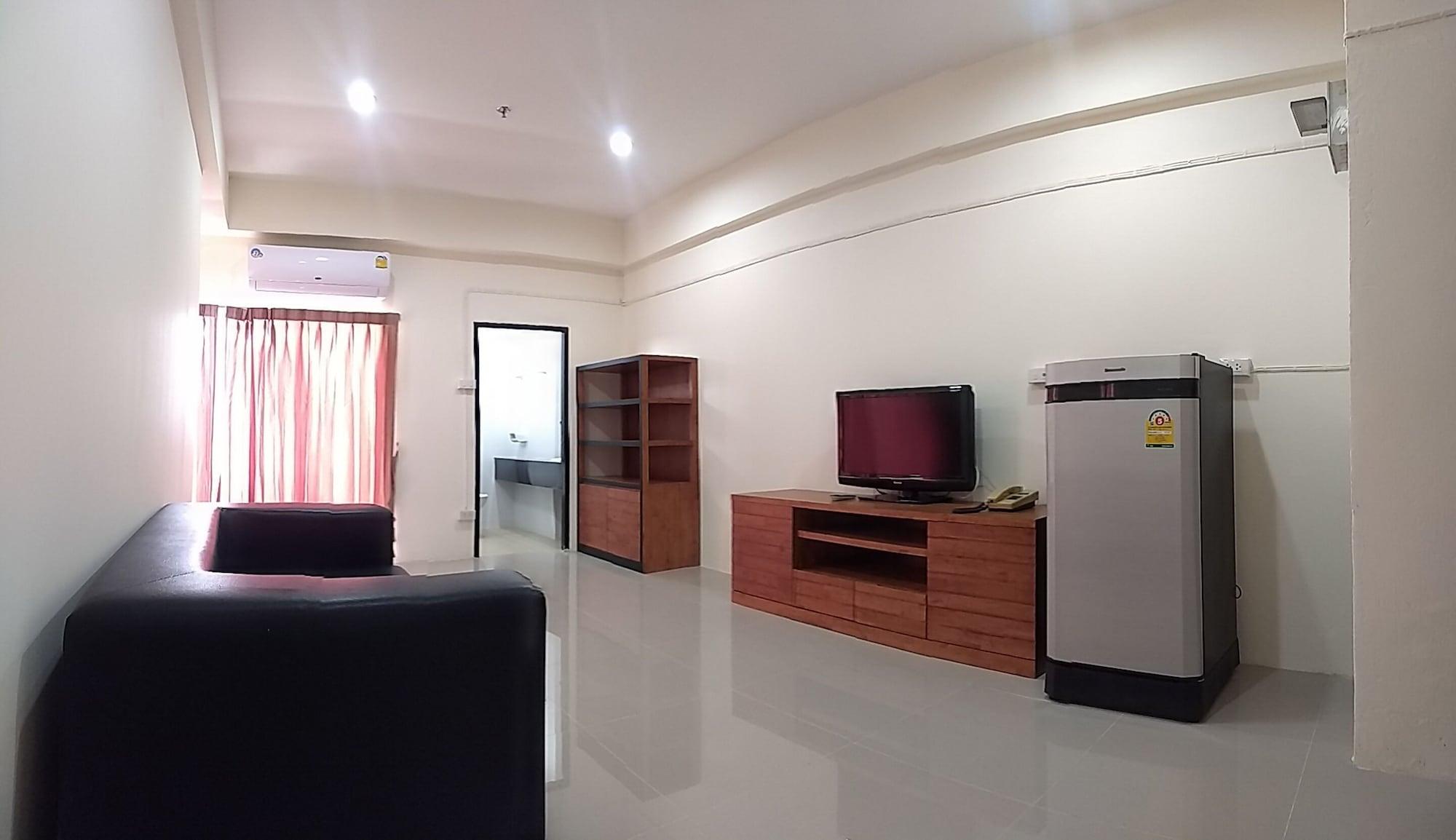 Komol Residence Bangkok Extérieur photo