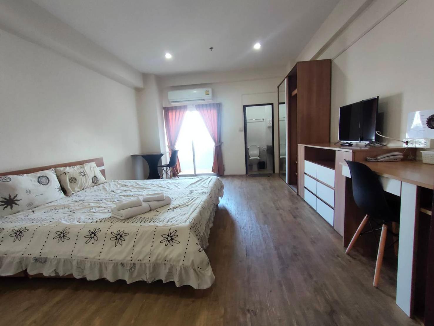 Komol Residence Bangkok Extérieur photo